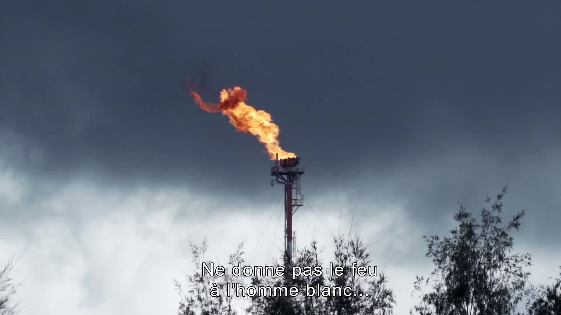 Extrait vidéo du film  140 km à l ouest du paradis